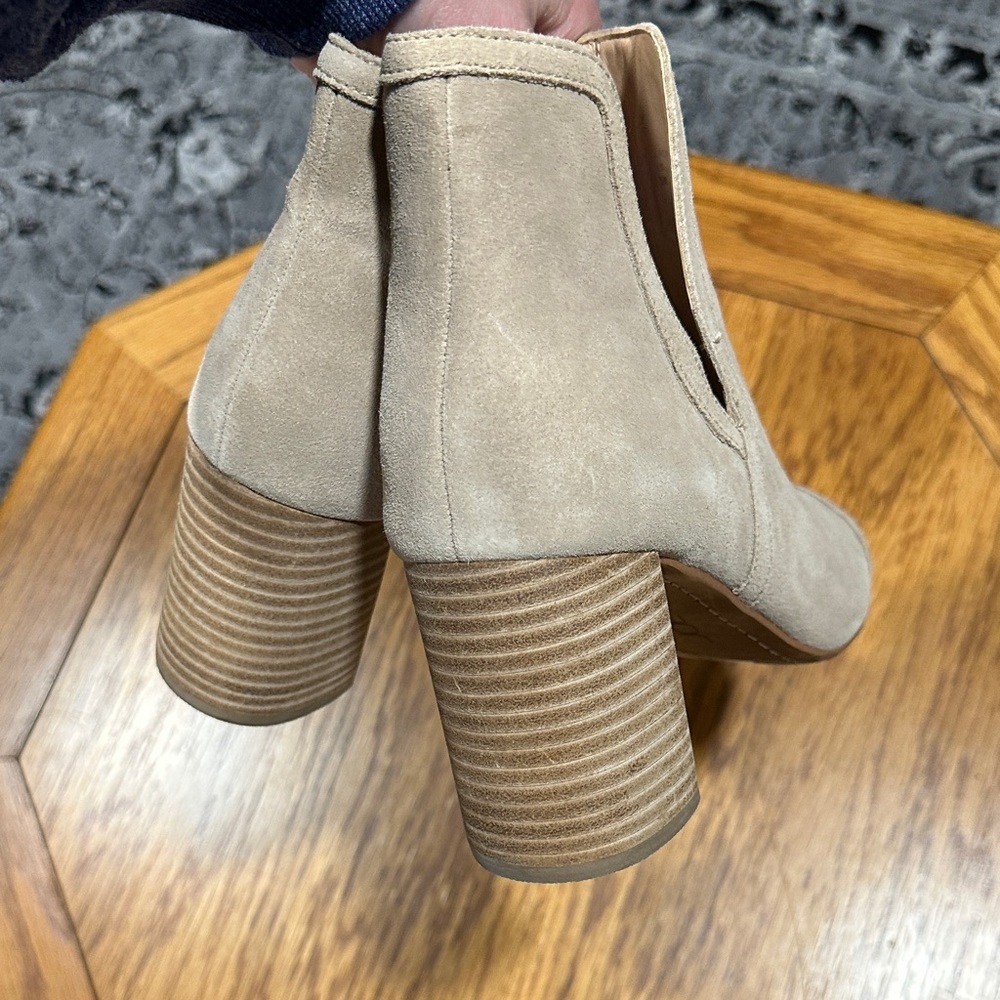 *JOE’S JEANS* Taupe Suede Peep Toe Block Heeled Booties NWOT Size 9 - Picture 7 of 11